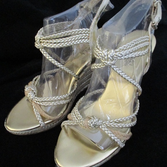 NORDSTROMS MICHAEL KORS golden jute SANDAL 6.5 - Picture 1 of 5